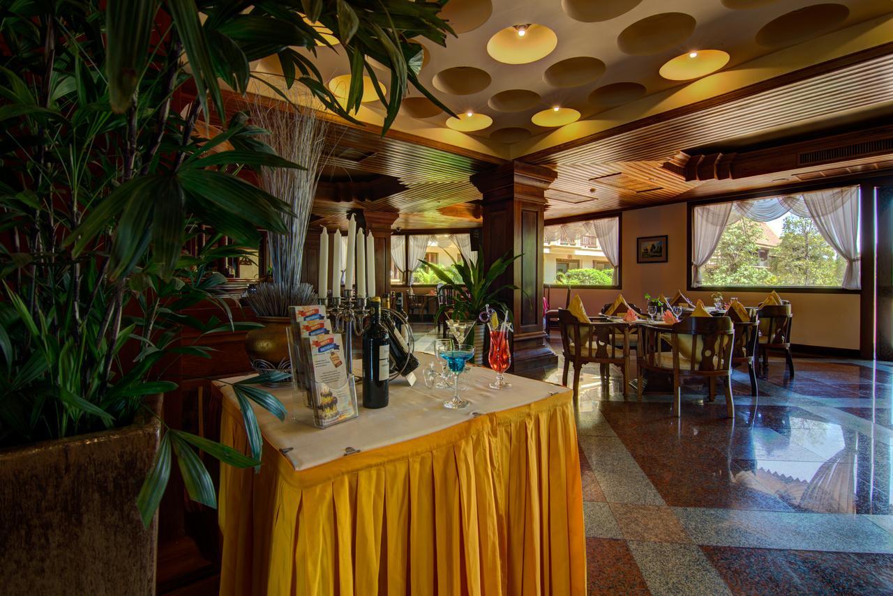 Bayon Era Hotel Siem Reap Exterior photo